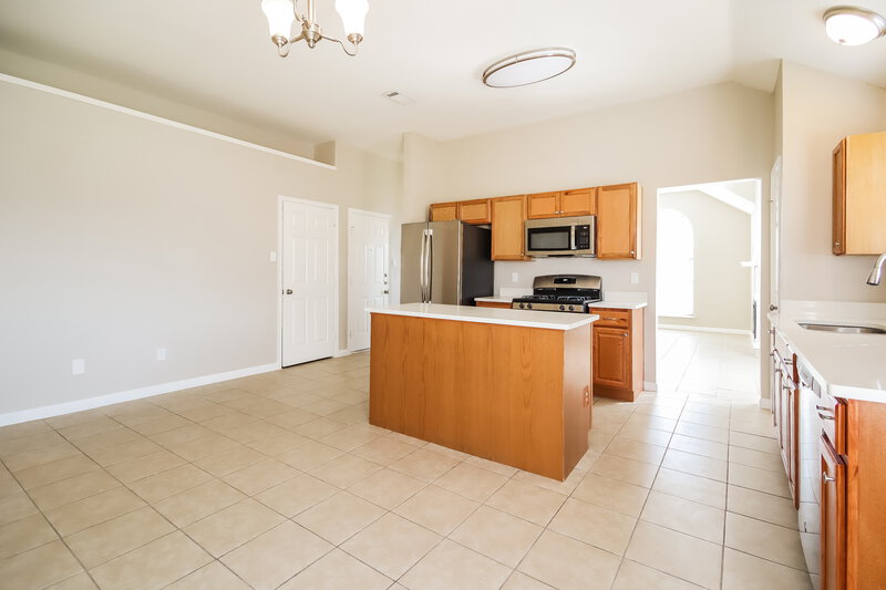 2,010/Mo, 14534 County Cress Dr Houston, TX 77047 Dining Room View