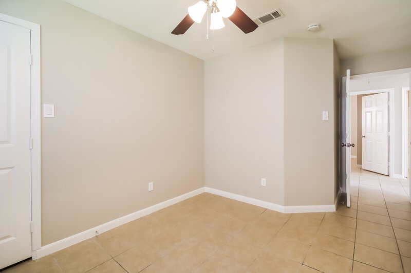 2,010/Mo, 14534 County Cress Dr Houston, TX 77047 Bedroom View