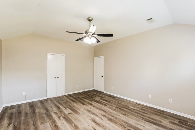 1,845/Mo, 6607 Mistflower Ln Katy, TX 77449 Main Bedroom View 2