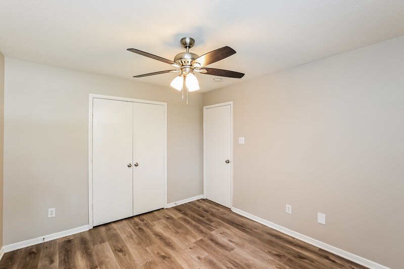 1,845/Mo, 6607 Mistflower Ln Katy, TX 77449 Bedroom View 4