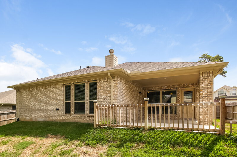 2,270/Mo, 3718 Breckenridge Dr Montgomery, TX 77356 Rear View