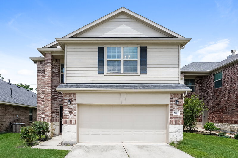 2,050/Mo, 5223 Gulf Stream Ln Bacliff, TX 77518 External View