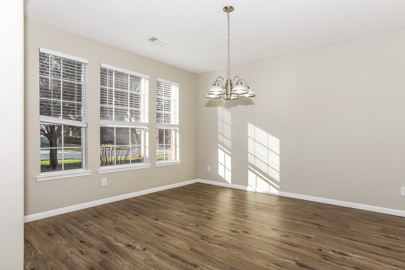 2,425/Mo, 21806 Catoosa Dr Spring, TX 77388 Dining Room View