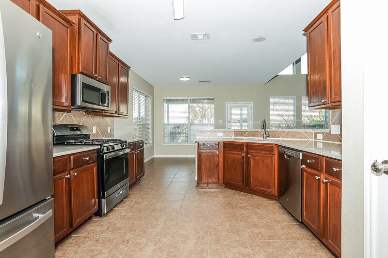2,425/Mo, 21806 Catoosa Dr Spring, TX 77388 Kitchen View