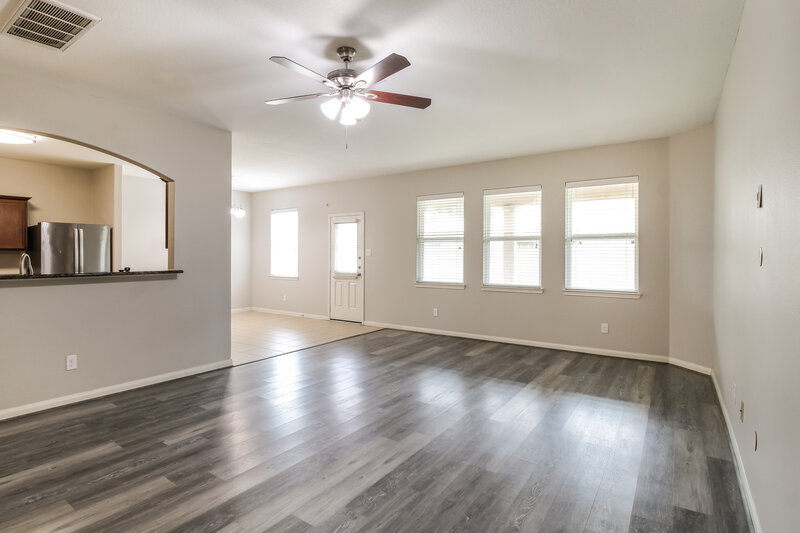 2,040/Mo, 12083 Quartersawn Ln Pinehurst, TX 77362 Misc View 4