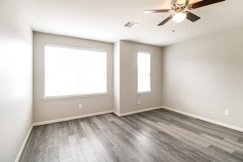 2,040/Mo, 12083 Quartersawn Ln Pinehurst, TX 77362 Misc View 12