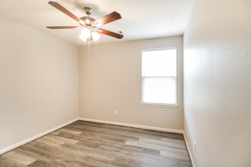 2,040/Mo, 12083 Quartersawn Ln Pinehurst, TX 77362 Misc View 14