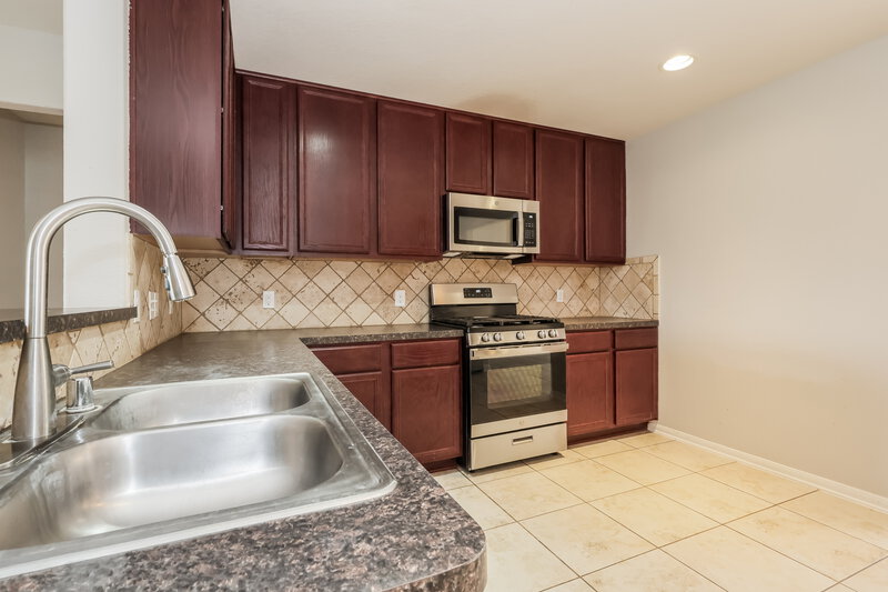 1,895/Mo, 9962 Chimney Swift Ln Conroe, TX 77385 Kitchen View