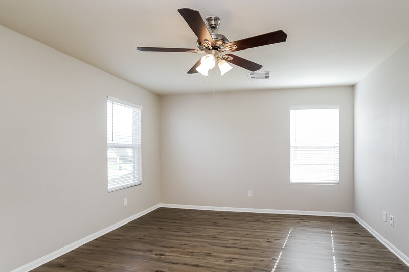 2,460/Mo, 9962 Chimney Swift Ln Conroe, TX 77385 Bedroom View