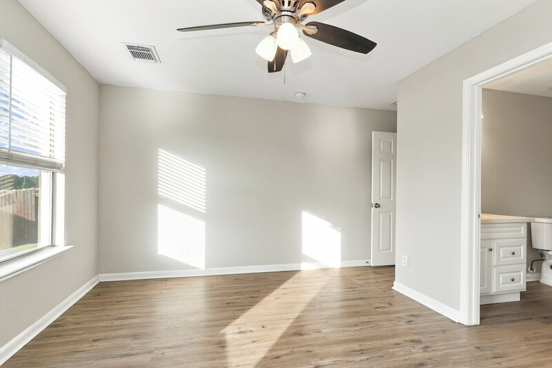 1,720/Mo, 22831 Twisting Pine Dr Spring, TX 77373 Bedroom View 3