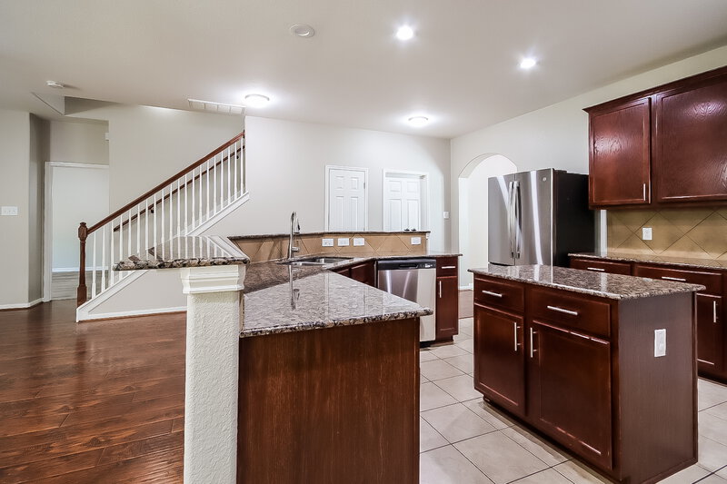 2,250/Mo, 2407 Lexington Park Dr Spring, TX 77373 Kitchen View 2