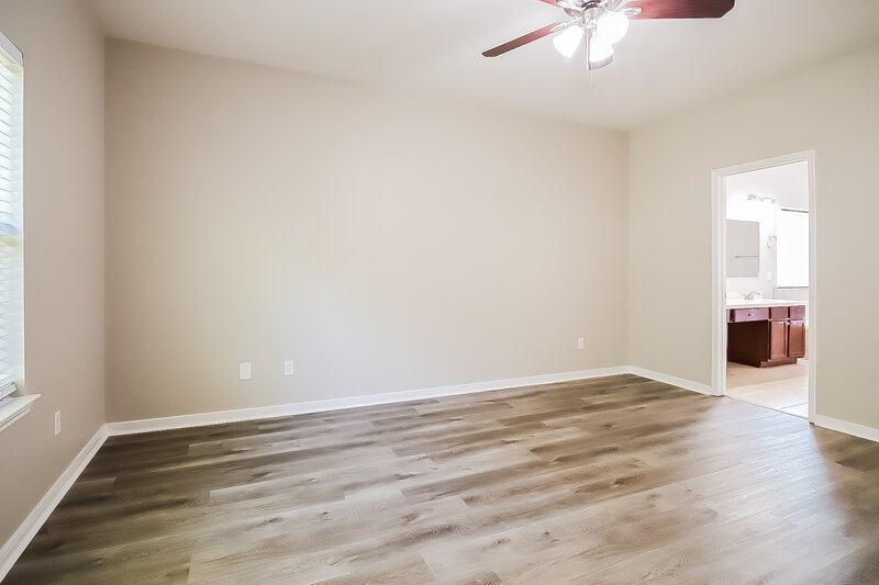 2,250/Mo, 2407 Lexington Park Dr Spring, TX 77373 Main Bedroom View