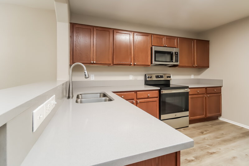 2,130/Mo, 1514 Perennial Ln Rosenberg, TX 77471 Kitchen View
