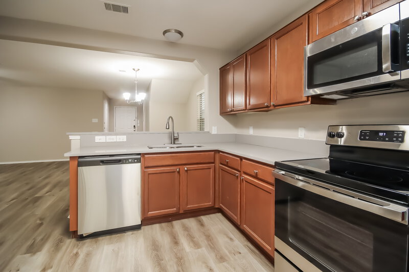 2,130/Mo, 1514 Perennial Ln Rosenberg, TX 77471 Kitchen View 2