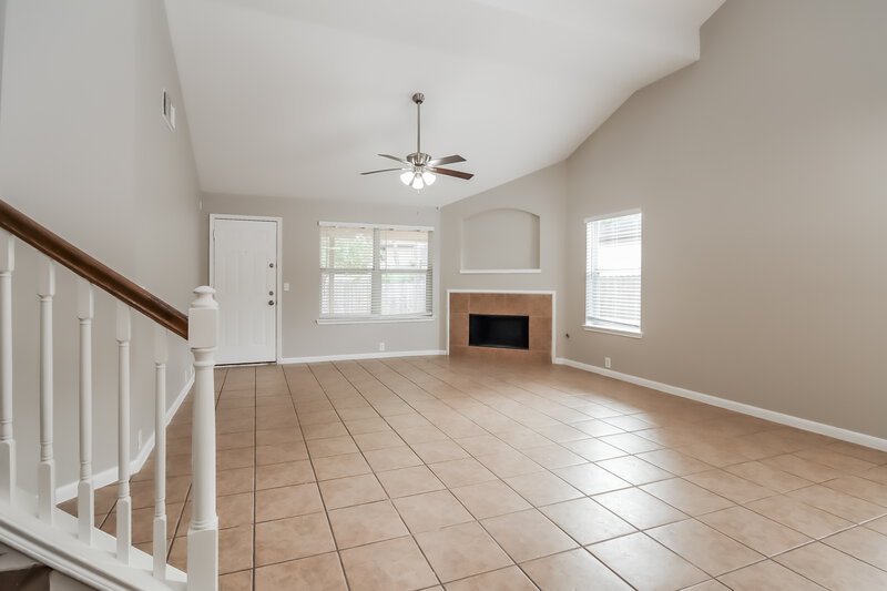 2,605/Mo, 2730 Woodspring Forest Dr Kingwood, TX 77345 Living Room View 3