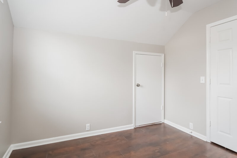 2,605/Mo, 2730 Woodspring Forest Dr Kingwood, TX 77345 Bedroom View 2