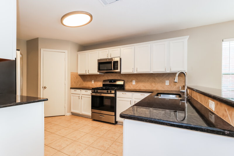 2,595/Mo, 15322 Key Crest Ln Cypress, TX 77429 Kitchen View