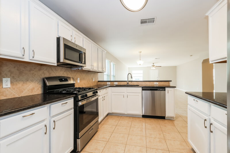 2,595/Mo, 15322 Key Crest Ln Cypress, TX 77429 Kitchen View 2