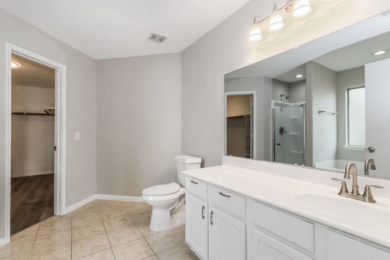 2,595/Mo, 15322 Key Crest Ln Cypress, TX 77429 Main Bathroom View