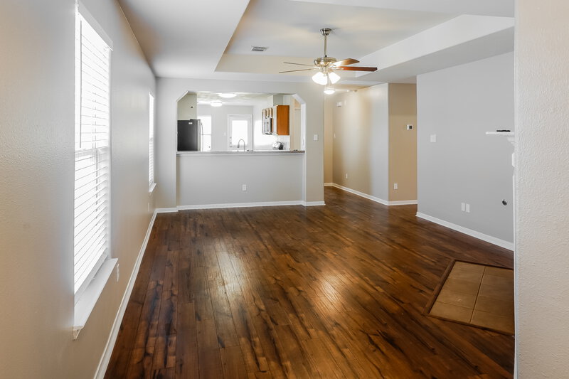 1,985/Mo, 703 Wild Cotton Rd Rosenberg, TX 77471 Living Room View 2