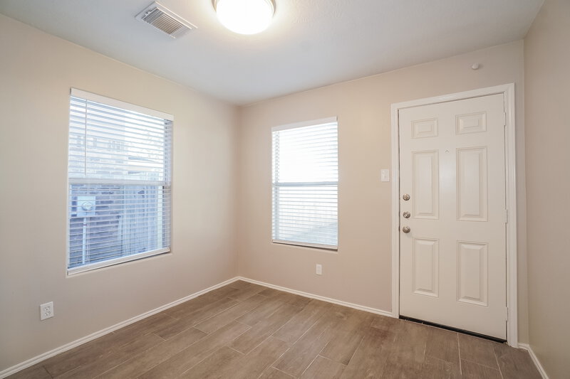 1,975/Mo, 2919 Katybriar Ln Katy, TX 77449 Living Room View