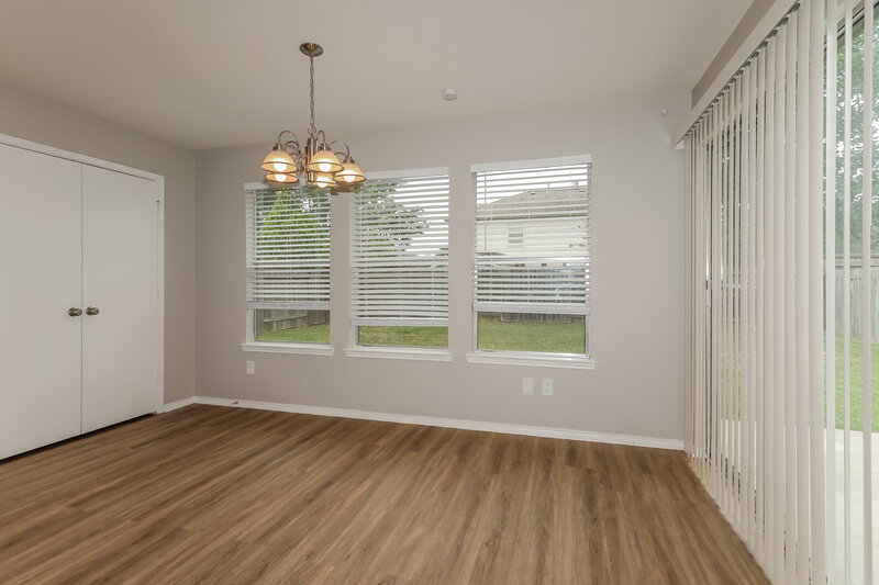 2,295/Mo, 21118 Bridgemeadows Ln Katy, TX 77449 Dining Room View