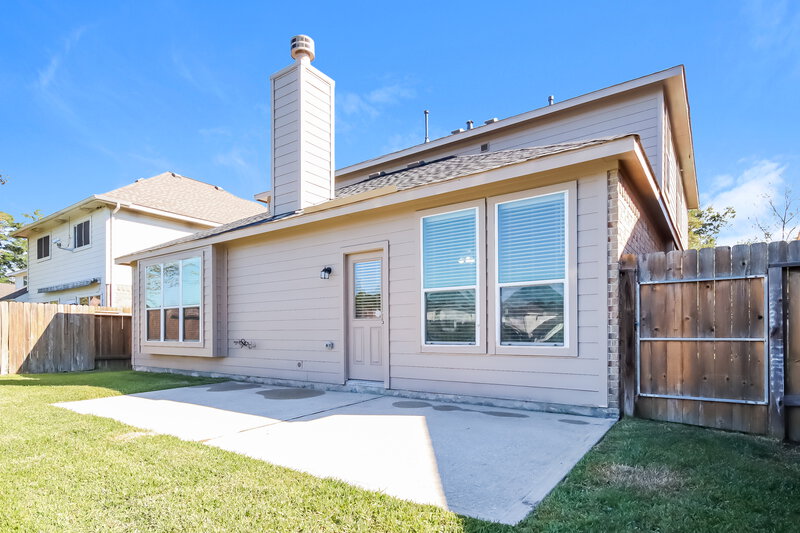 2,535/Mo, 619 Trail Springs Ct Kingwood, TX 77339 Rear View
