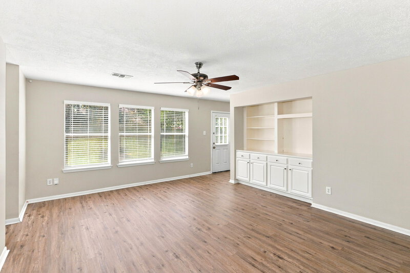 2,250/Mo, 31107 Perlican Dr Spring, TX 77386 Living Room View
