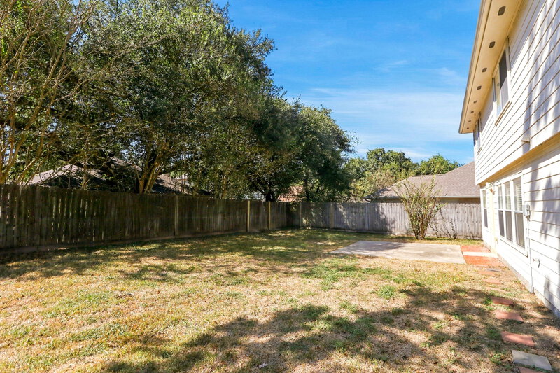2,250/Mo, 31107 Perlican Dr Spring, TX 77386 Backyard View