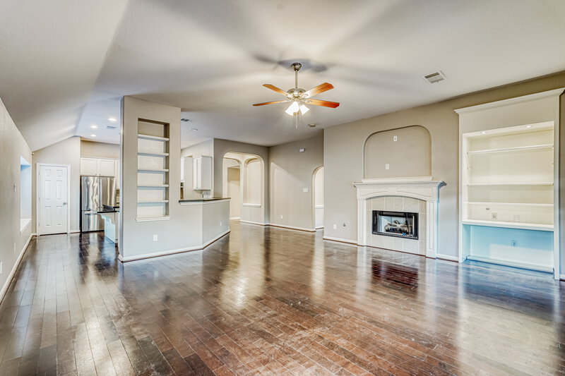 2,575/Mo, 1110 Bringewood Chase Dr Spring, TX 77379 Living Room View 2