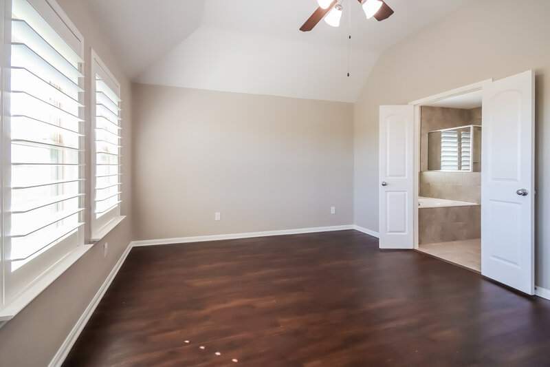 3,045/Mo, 15002 Golden Summer Ct Humble, TX 77346 Main Bedroom View