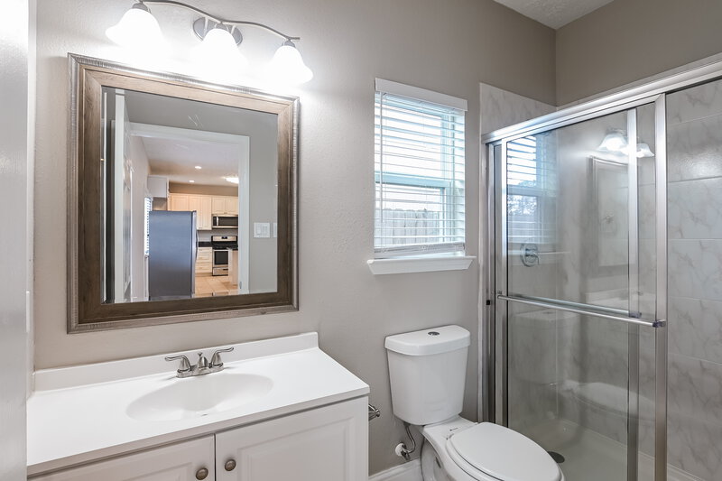 2,130/Mo, 1119 Arum RD Missouri City, TX 77489 Bathroom View