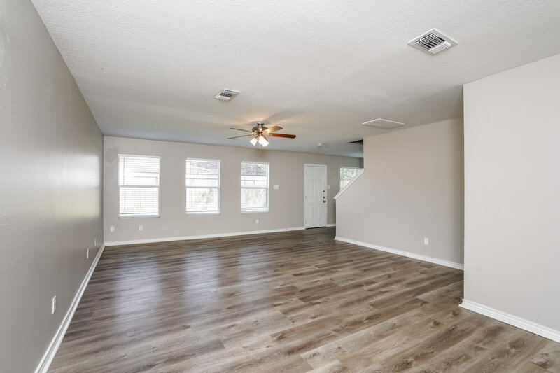 1,885/Mo, 10810 Orchard Springs Dr Houston, TX 77067 Living Room View