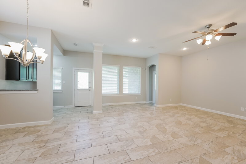 2,675/Mo, 415 Rocky Briar Ct Richmond, TX 77406 Living Room View 3