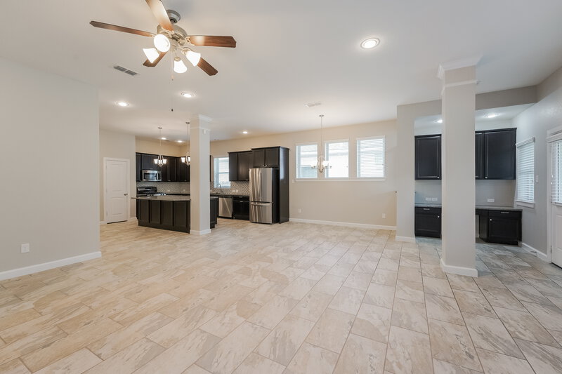 2,675/Mo, 415 Rocky Briar Ct Richmond, TX 77406 Living Room View 4