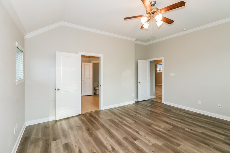 2,350/Mo, 415 Rocky Briar Ct Richmond, TX 77406 Main Bedroom View 2