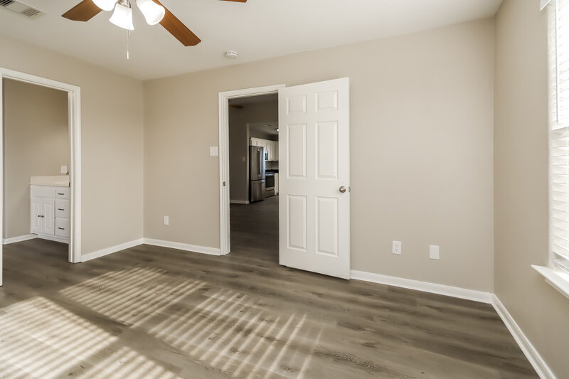 1,800/Mo, 3935 Hollow Cove Ln Richmond, TX 77469 Main Bedroom View
