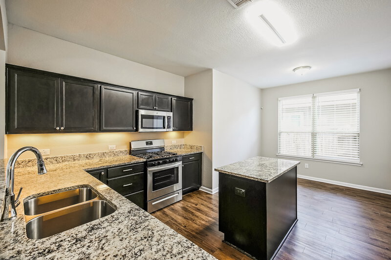2,500/Mo, 1966 Briar Grove Dr Conroe, TX 77301 Kitchen View