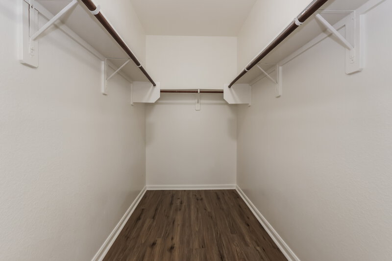 2,075/Mo, 1966 Briar Grove Dr Conroe, TX 77301 Amenities View