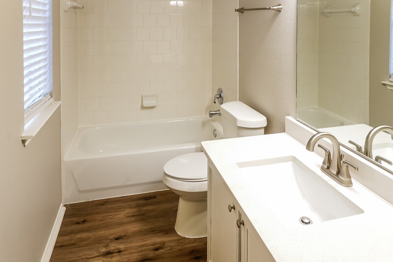 2,260/Mo, 4826 Dark Canyon Ct Katy, TX 77449 Bathroom View