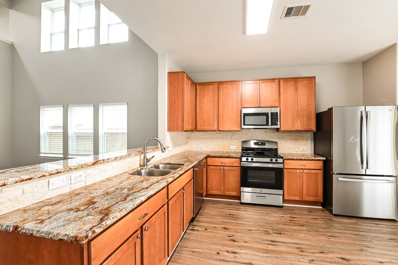 2,460/Mo, 17426 Hayley Springs Ct Humble, TX 77396 Kitchen View