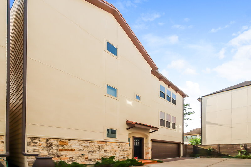 3,645/Mo, 5743 Kansas St Unit B Houston, TX 77007 External View