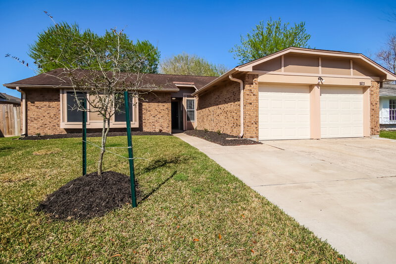 2,190/Mo, 1103 Landing Blvd League City, TX 77573 External View
