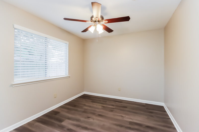 1,975/Mo, 12124 La Salle River Rd Conroe, TX 77304 Bedroom View
