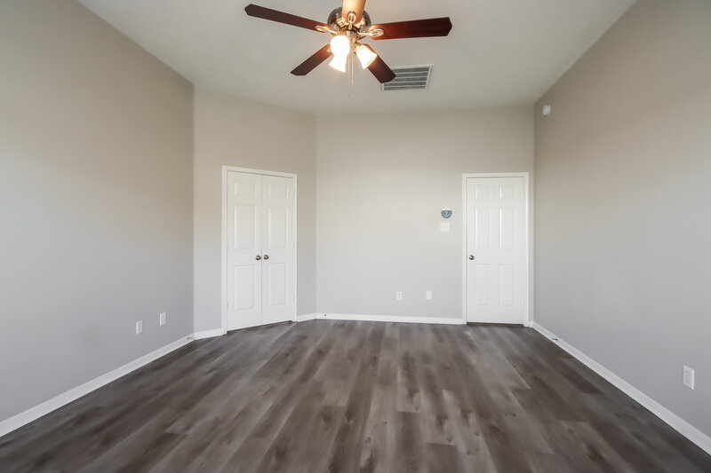 2,135/Mo, 10503 Ravens Way Baytown, TX 77523 Main Bedroom View