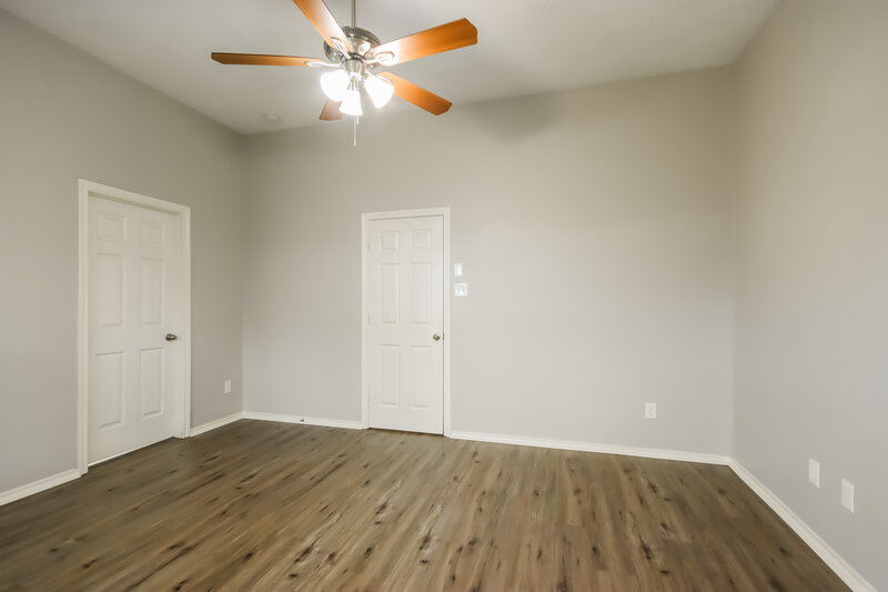 2,355/Mo, 6819 Rockwall Trail Dr Humble, TX 77346 Main Bedroom View