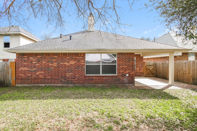 2,355/Mo, 6819 Rockwall Trail Dr Humble, TX 77346 Rear View
