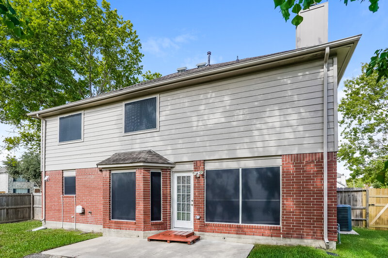 2,185/Mo, 602 Bold Ruler Dr Stafford, TX 77477 Rear View 2