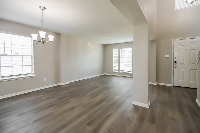 2,405/Mo, 4805 E Parma Dr Rosenberg, TX 77471 Living Room View 5