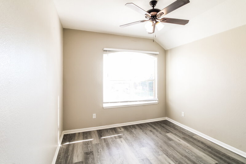 2,170/Mo, 8343 Broadleaf Ave Baytown, TX 77521 Bedroom View 2